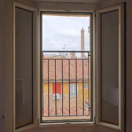Lussuoso Nel Cuore Del Centro Storico * Μπολόνια